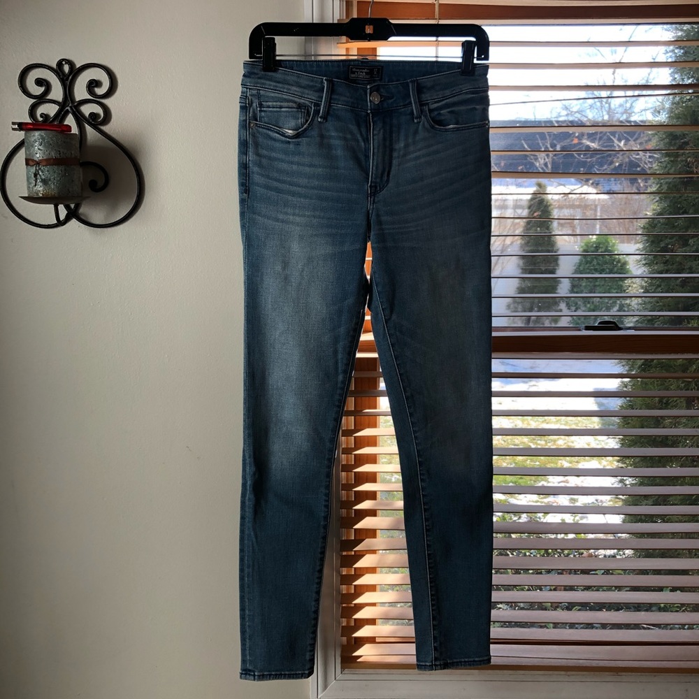 Abercrombie jeans